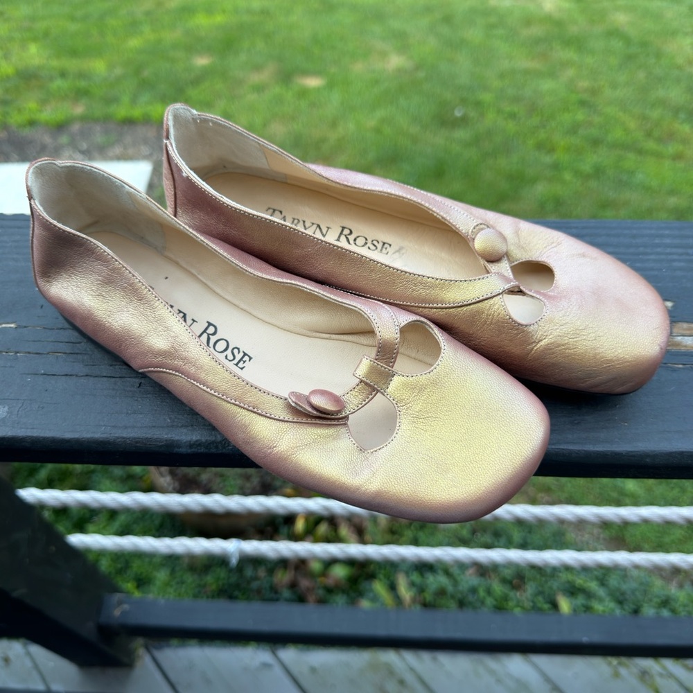 Taryn Rose Rose Gold Women's Ballet Flats 36.5 or size 6